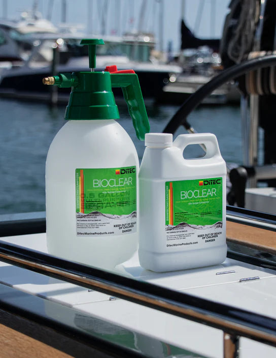 
                  
                    Comparison of boat surfaces before and after using DiTEC BioClear protectant.
                  
                